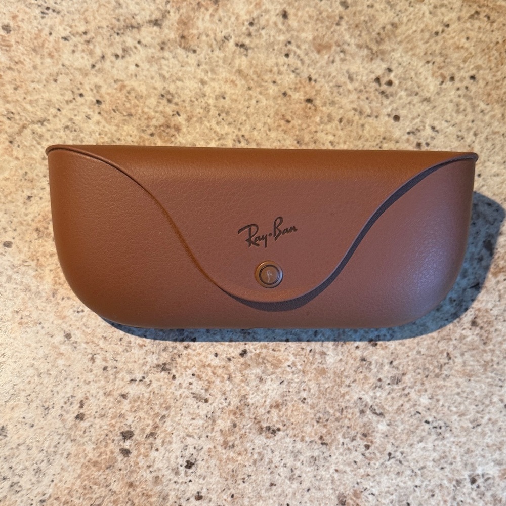 Ray-Ban Meta Charging Case for Gen 1 and Gen 2 Meta Ray-Ban glasses.